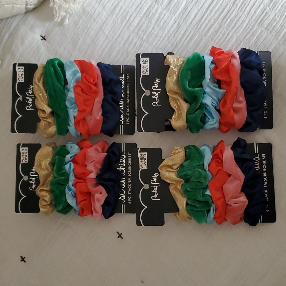 New Set Of 4 Hair Scrunchies